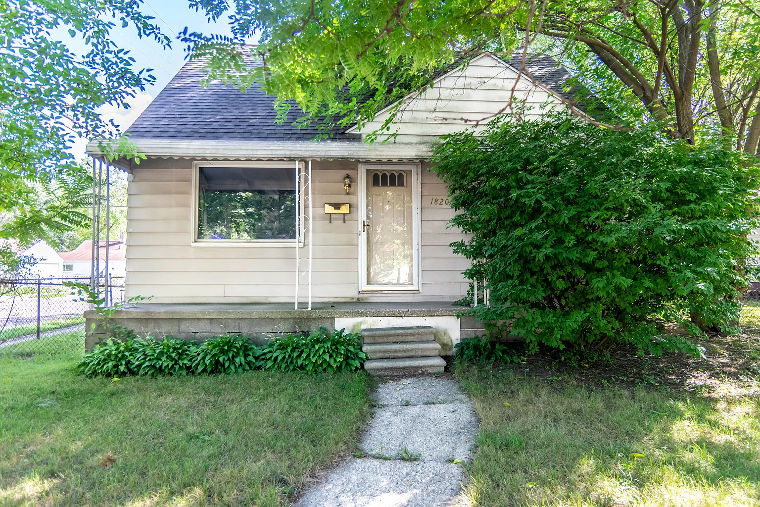 1820 Channing St photo 1