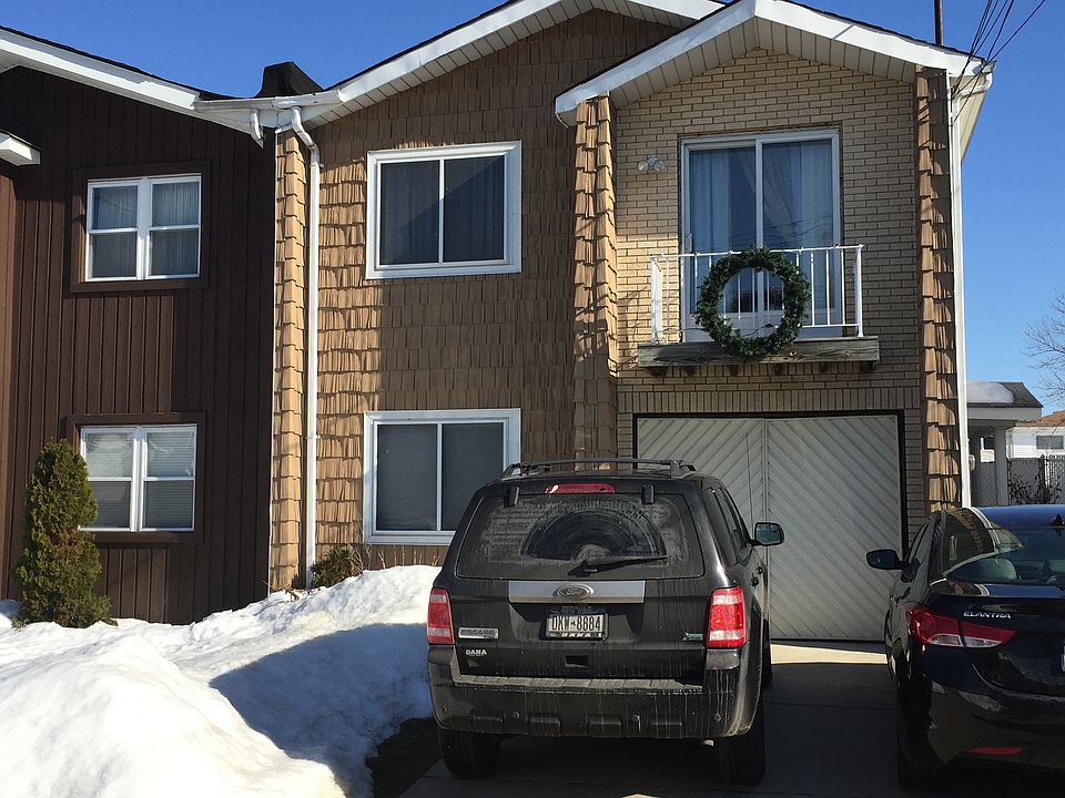 1st image of 371 Grantwood Ave