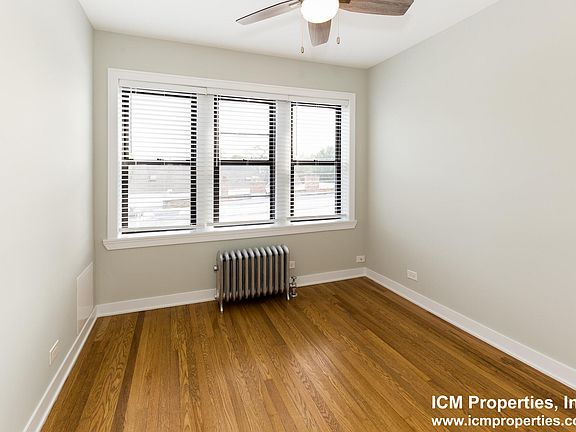 3rd image of 4535 N Leavitt St #5