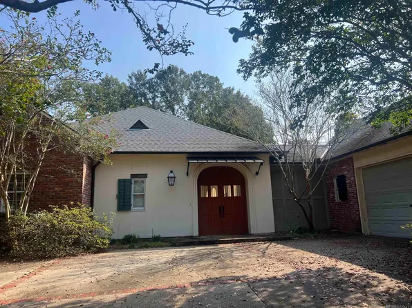 18457 E Village Way Dr, Baton Rouge, LA 70810