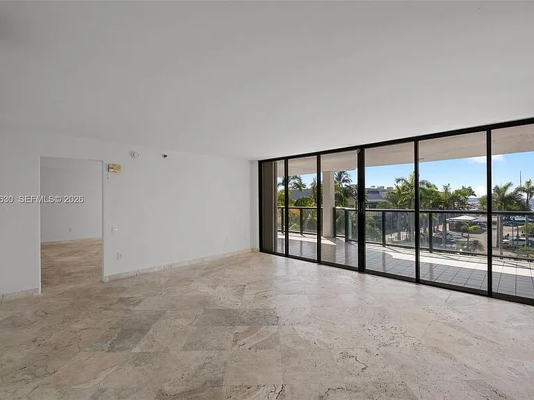 2575 S Bayshore Dr #4A — Photo 13