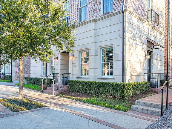 2nd image of 4116 Runyon Rd