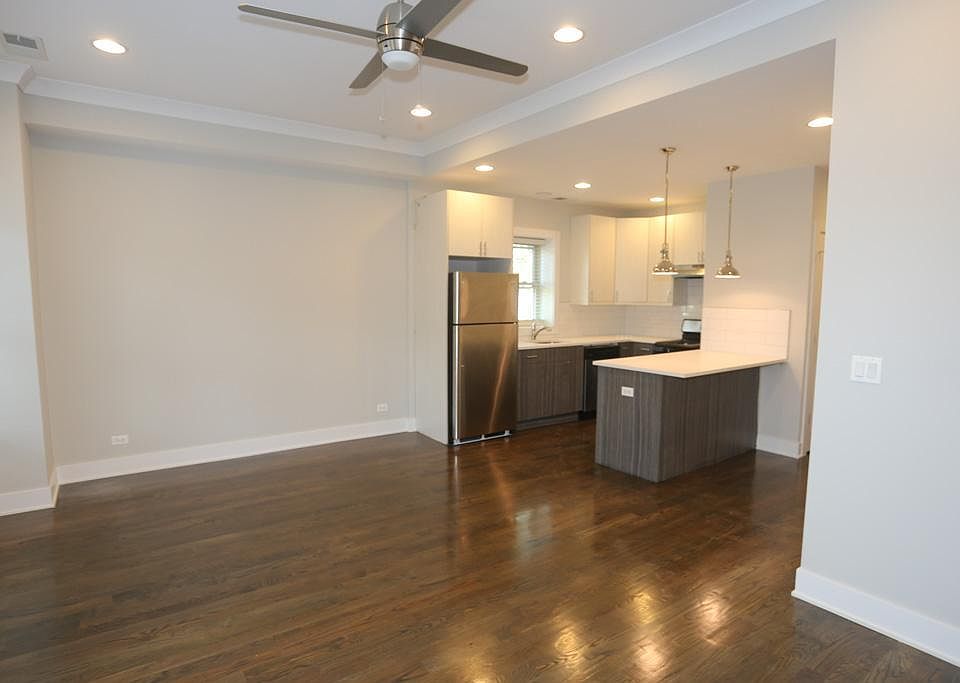 1st image of 3917 N Janssen Ave #K2