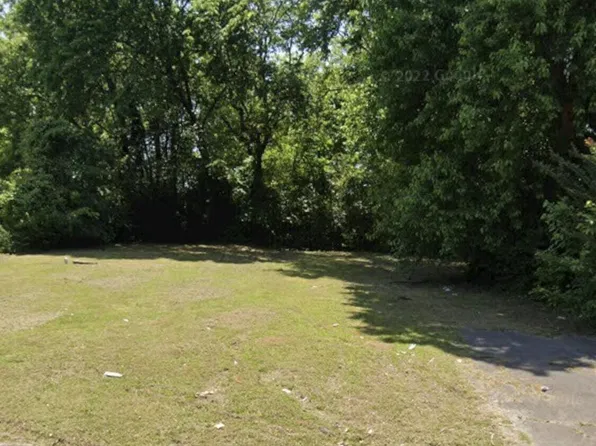 2606 Oak St, Chattanooga, TN 37404