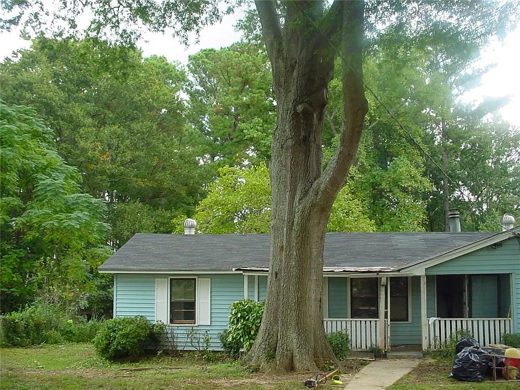 5816 Highway 42 photo 1
