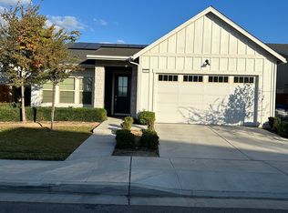 1552 N Barcus Ave, Fresno, CA 93722