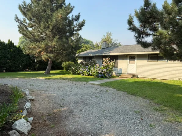 22 Dietrich Rd, Chelan, WA 98816
