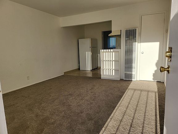 2nd image of 2488 Market Ave APT 10