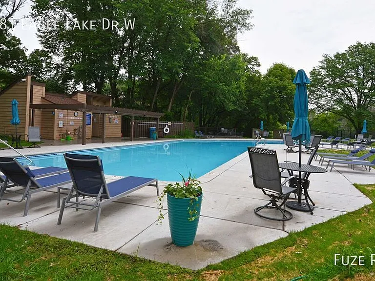 481 W Eagle Lake Dr — Photo 22