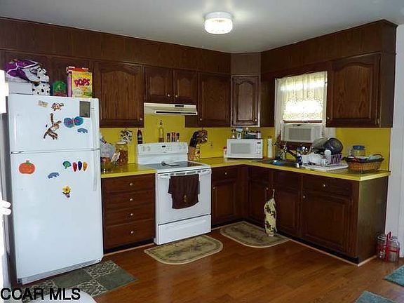 2nd image of 120 Danielle Dr