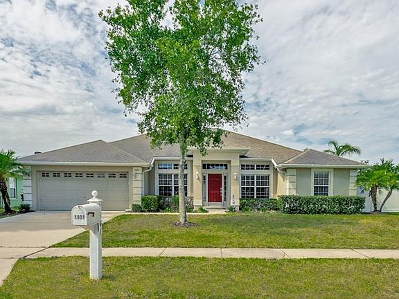 3rd image of 1901 Fawn Meadow Cir