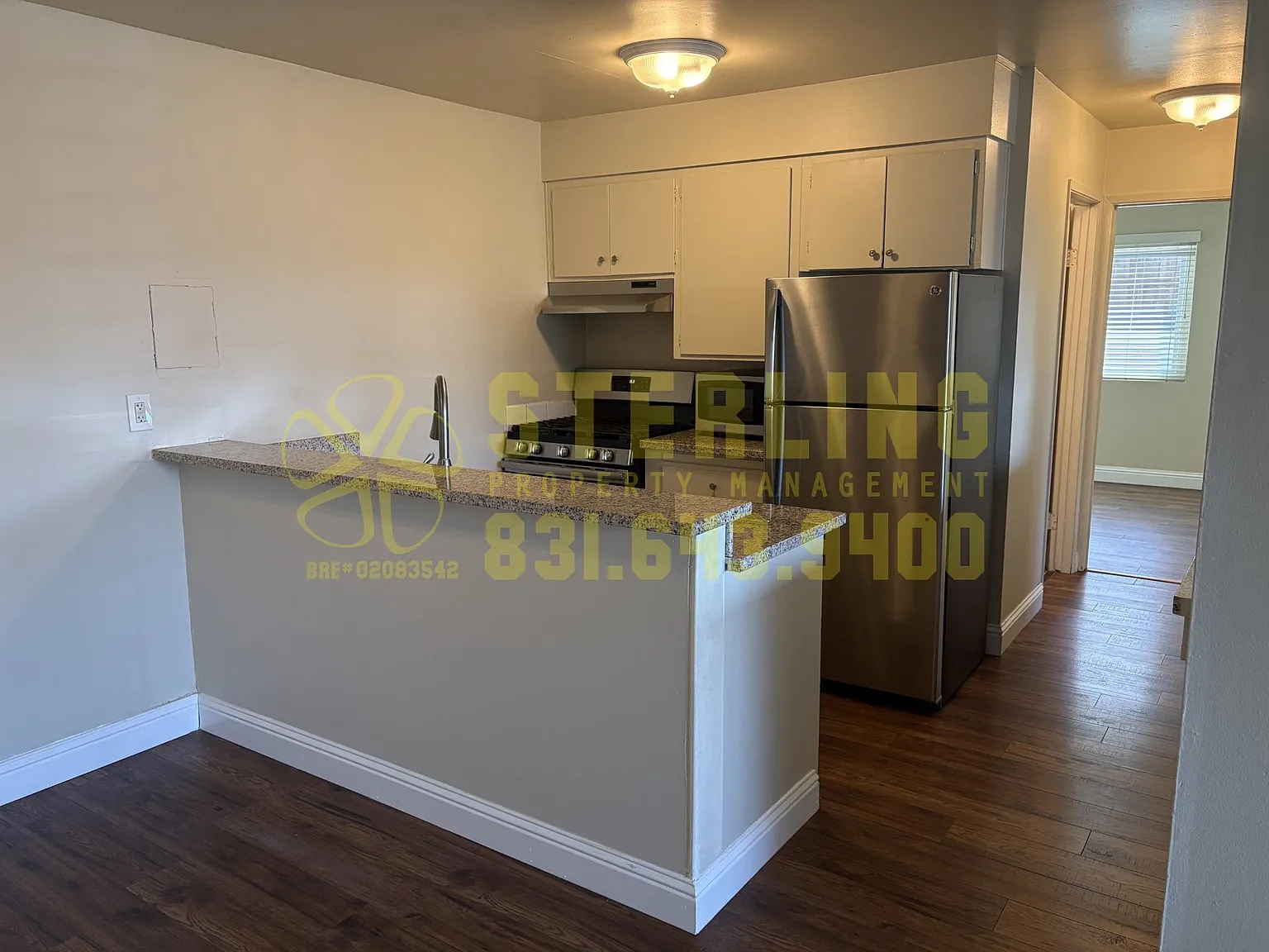 1042 Forest Avenue - Pacific Grove — Photo 2