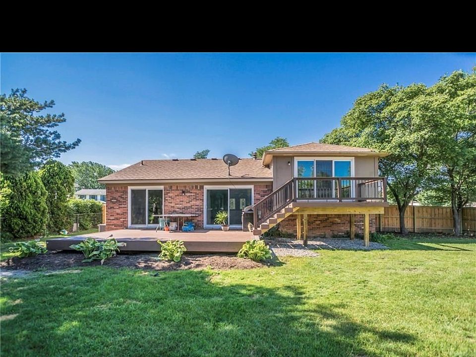 2nd image of 3959 Kings Point Dr