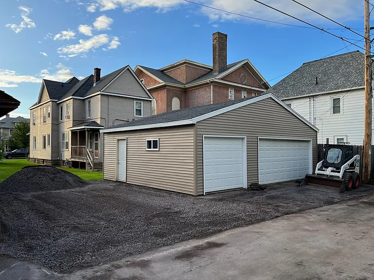 1910 John Ave #3 — Photo 5