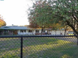 31506 Road 132 APT B, Visalia, CA