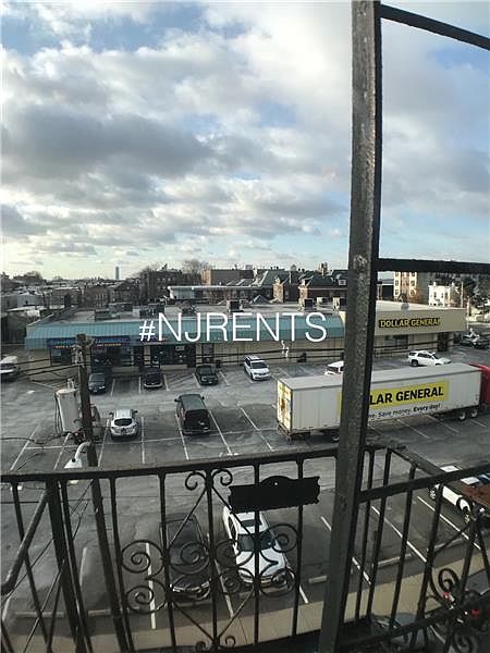 2nd image of 2102 Kennedy Blvd APT 44