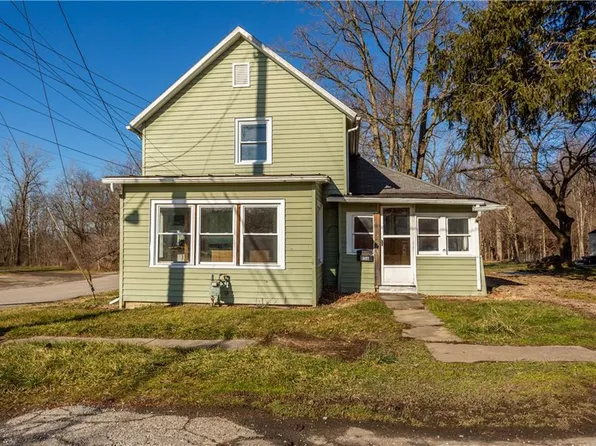 136 River St, Lodi, OH 44254