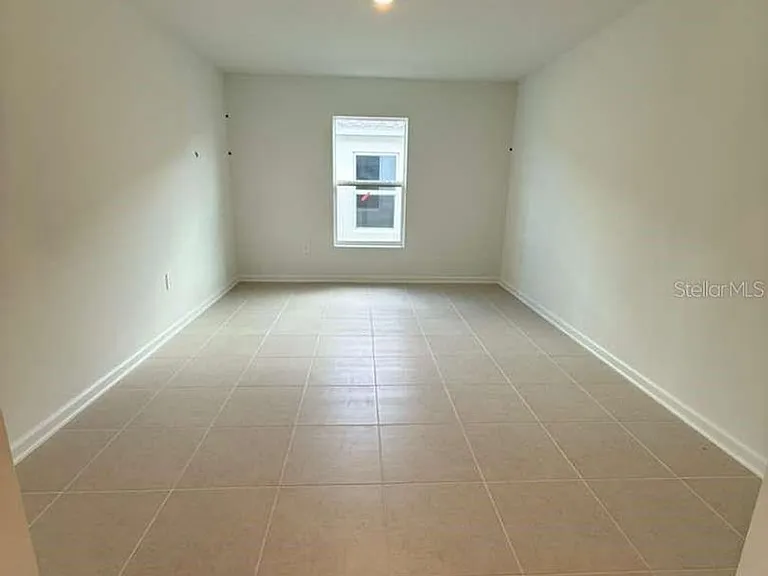 355 Artemis St — Photo 6