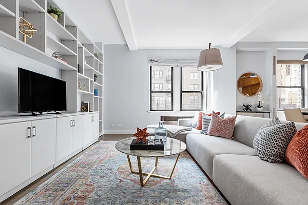 Sold by Compass | media 2