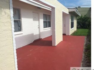 5705 NW 28th St, Lauderhill, FL 33313