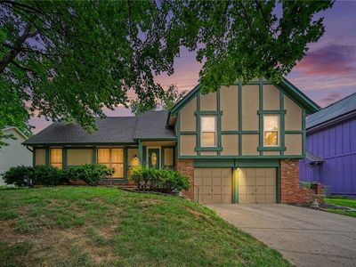 12904 W 70th Ter, Shawnee, KS, 66216