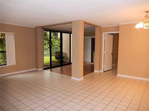 4th image of 2672 Carambola Cir N #1756