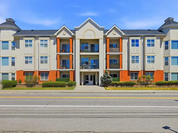 2134 S Kensington Rd NW #106, Calgary, AB T2N 3R7