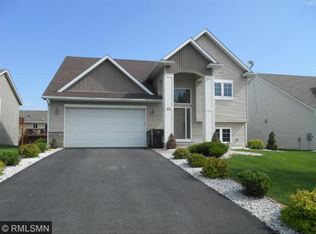 115 Arabian Ave, Shakopee, MN 55379