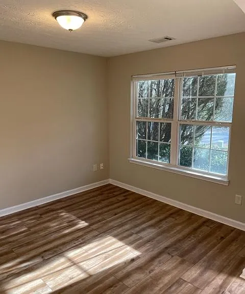 9490 Lakeview Rd — Photo 15