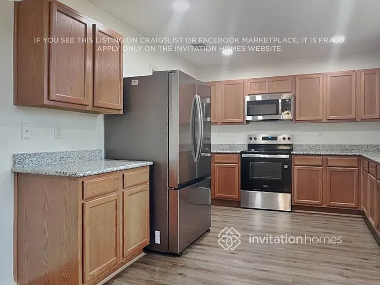 1321 Gayle St — Photo 7