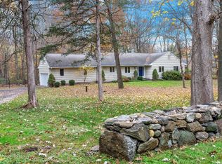 7 Cedar Hill Ln, Pound Ridge, NY 10576