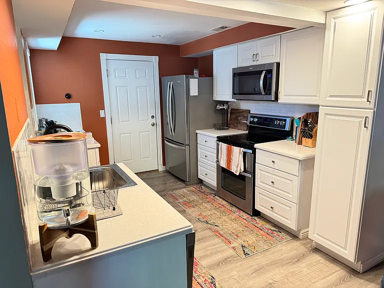 2559 S Waterbury Ln — Photo 5