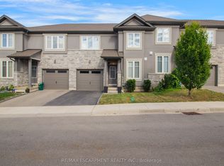 120 Vineberg Dr #22, Hamilton, ON L8W 0B5