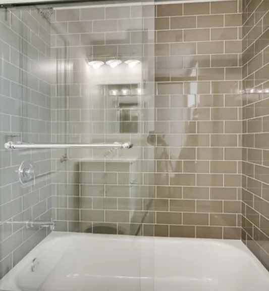 1644 W 21st St #3R — Photo 4