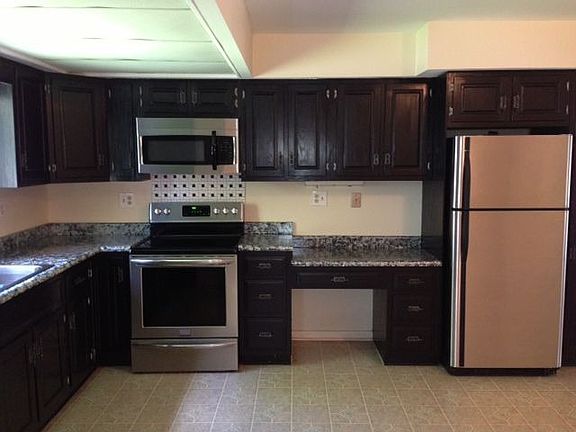 4th image of 1360 Meadow Bridge Dr