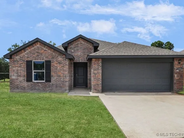 2129 E Vandalia St, Tulsa, OK 74127