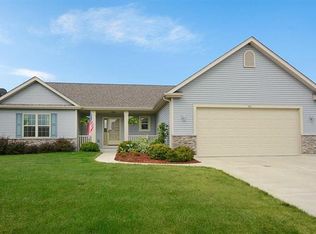 355 Rosewood Ave, Lake Mills, WI 53551