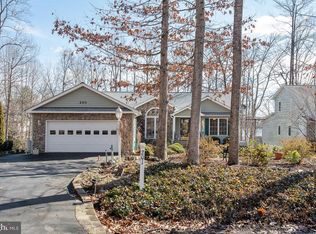 201 Monument Rd, Locust Grove, VA 22508