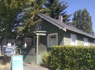 6738 15th Ave NW, Seattle, WA 98117
