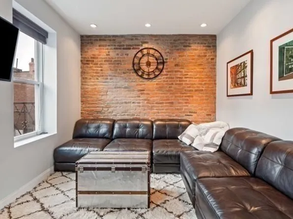 115 Salem St APT 9, Boston, MA 02113