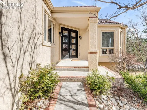 3830 Hermitage Dr, Colorado Springs, CO 80906