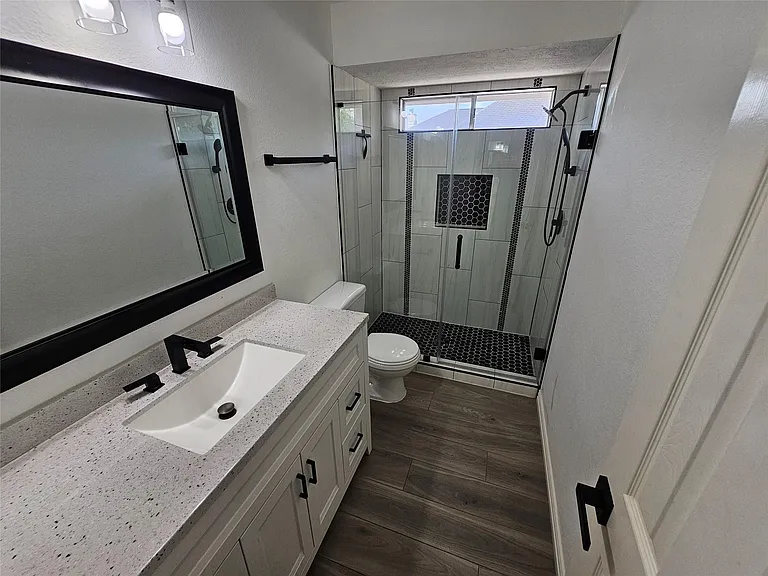 3709 Pinehurst Dr — Photo 29