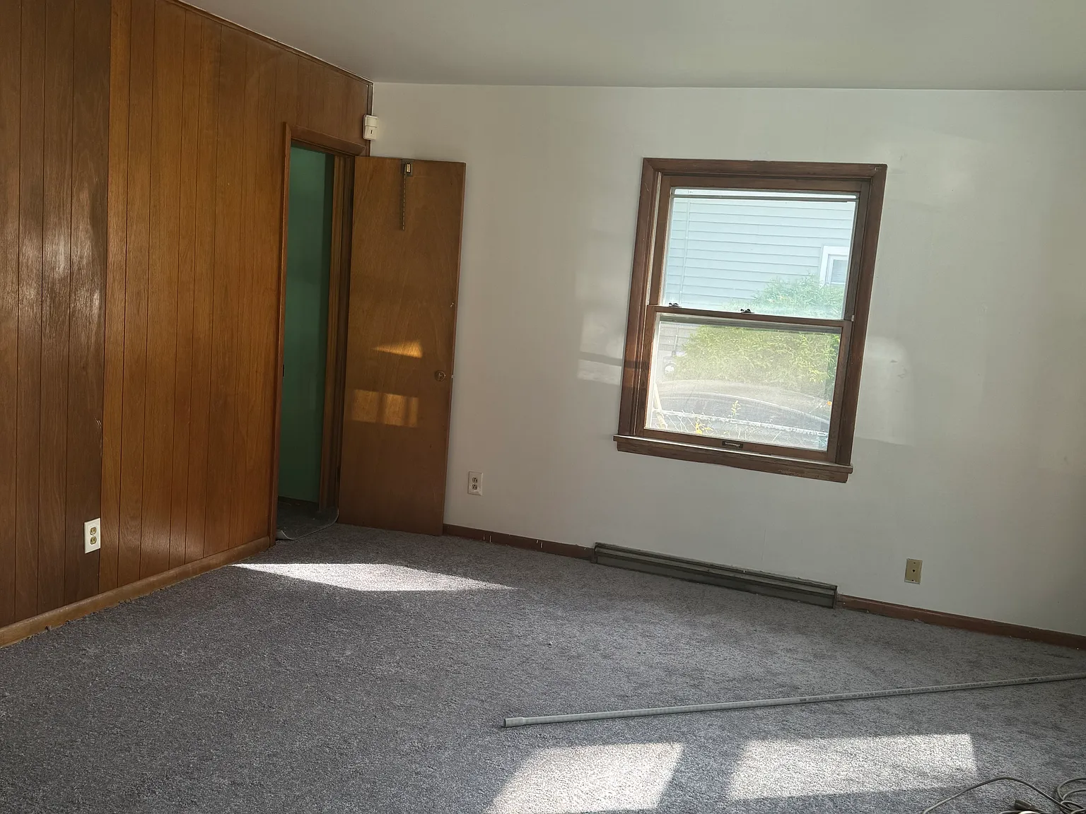 3 bed, 960 sqft, $1,000 — Photo 3