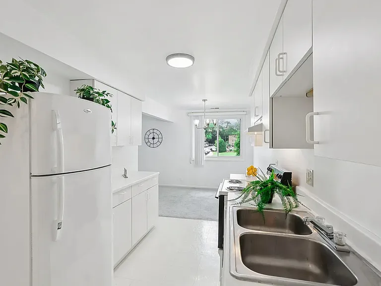 2650 Brookwood Way Dr #201B — Photo 4