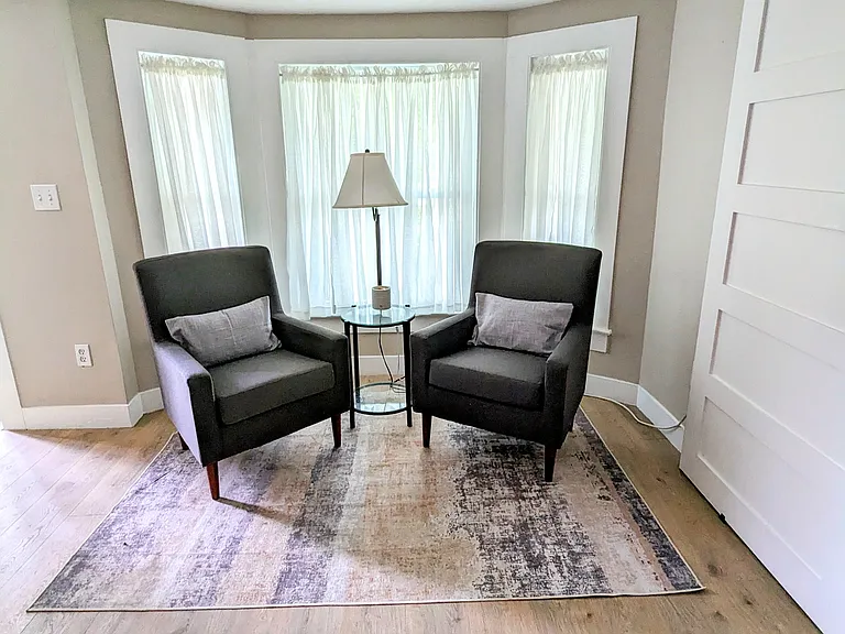 18 Wentworth Ave — Photo 14