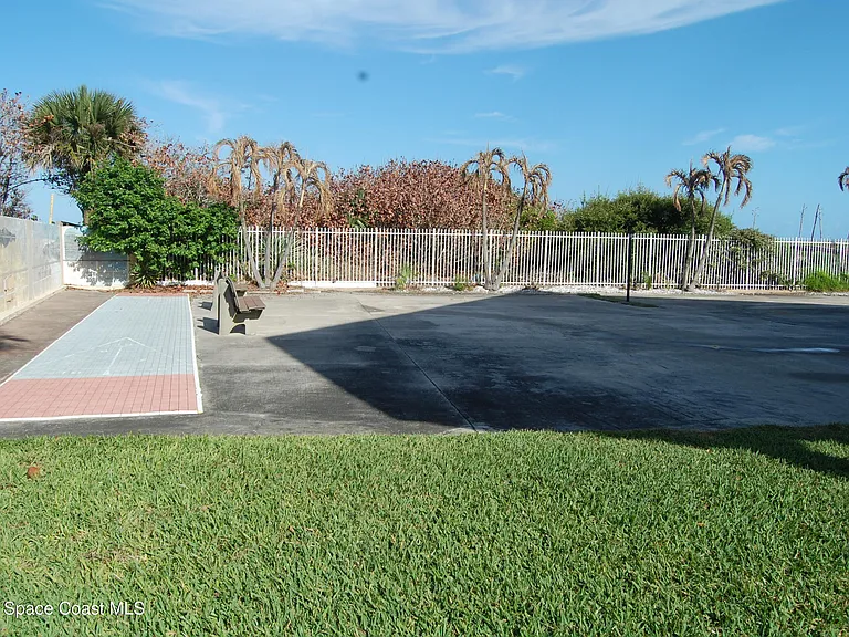 5350 Ocean Beach Blvd #103 — Photo 16