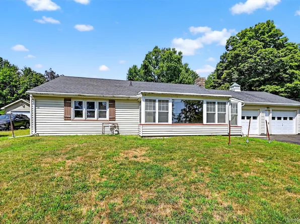 111 Apple Lane Drive, Middletown, NY 10940