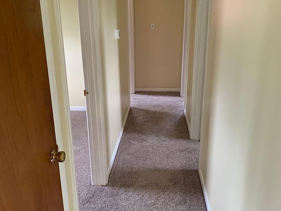 3rd image of 2690 Penway Ct