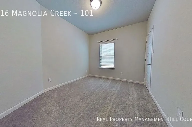 7216 Magnolia Vlg #101 — Photo 5