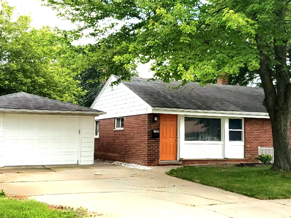 1st image of 24328 Rosemarie Ave